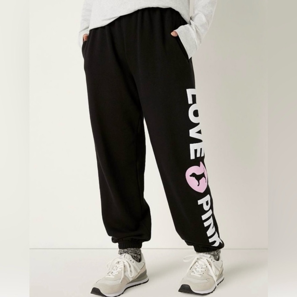 NWT PINK originals campus jogger